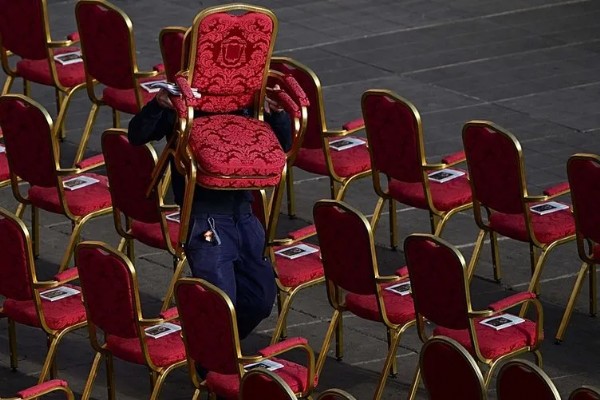 Vatikan Papa'yı uğurluyor! Dünya liderleri Roma’da